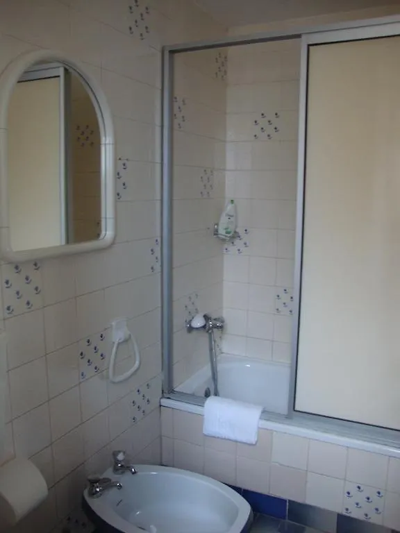 Residencial Valentina Hotel Lisbon